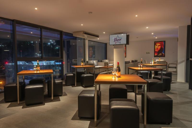 Fox Hotel Jayapura Dış mekan fotoğraf