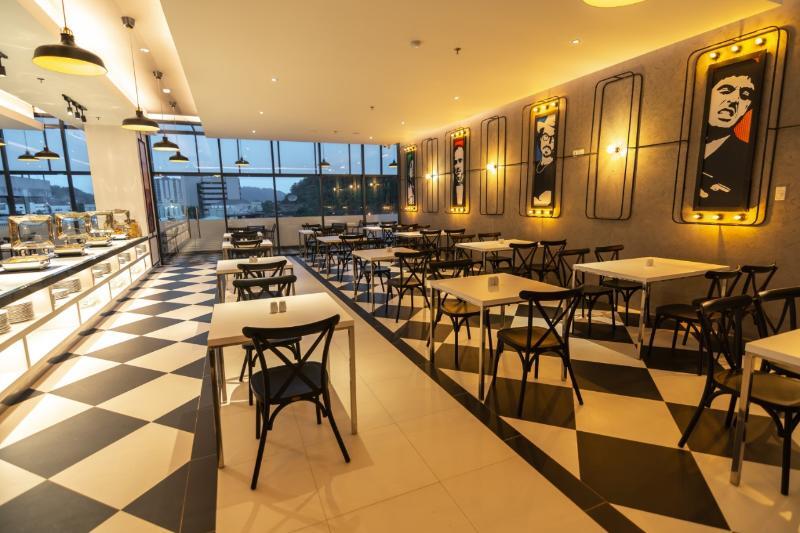 Fox Hotel Jayapura Dış mekan fotoğraf